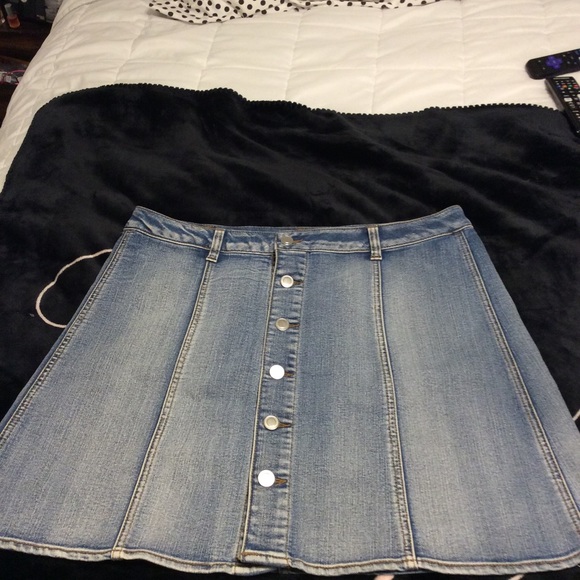 Bottom up skirt Clearance